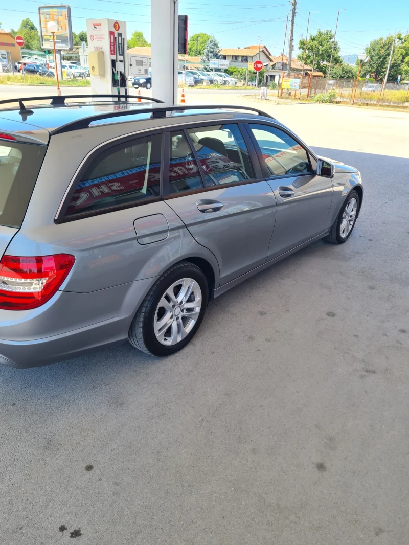 Mercedes-Benz C 180 2.2 CDI , снимка 3 - Автомобили и джипове - 52156894