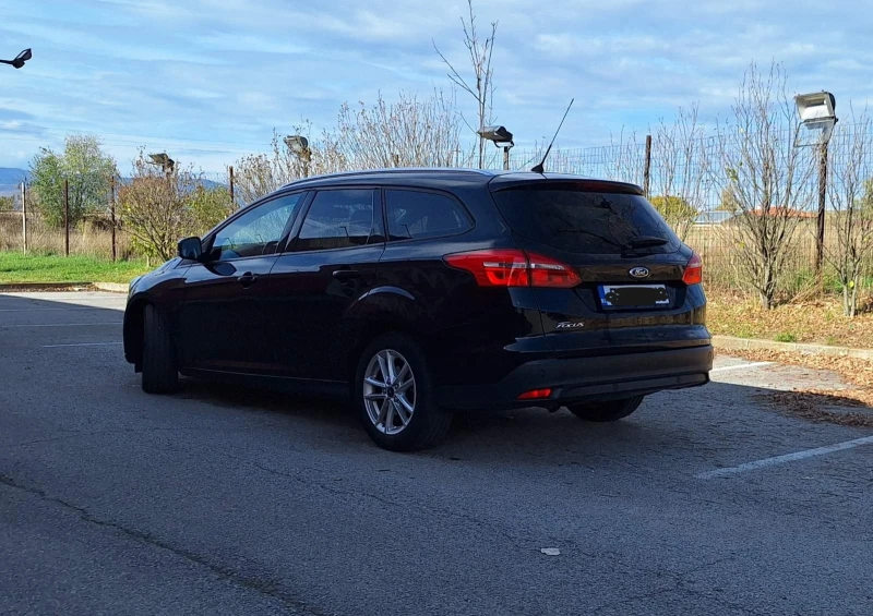 Ford Focus 1.5 TDCI, снимка 4 - Автомобили и джипове - 52308761