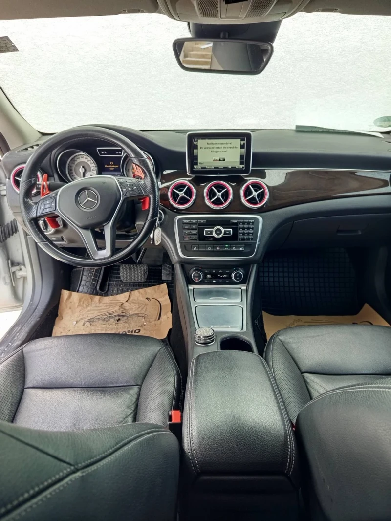 Mercedes-Benz CLA 220, снимка 6 - Автомобили и джипове - 53078375