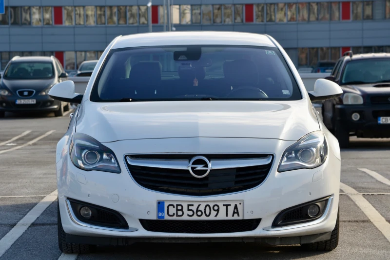 Opel Insignia 2.0 CDTI, DISTRONIC, CAR PLAY, снимка 5 - Автомобили и джипове - 53141087
