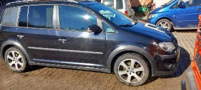 VW Touran Cross, снимка 1 - Автомобили и джипове - 49391098