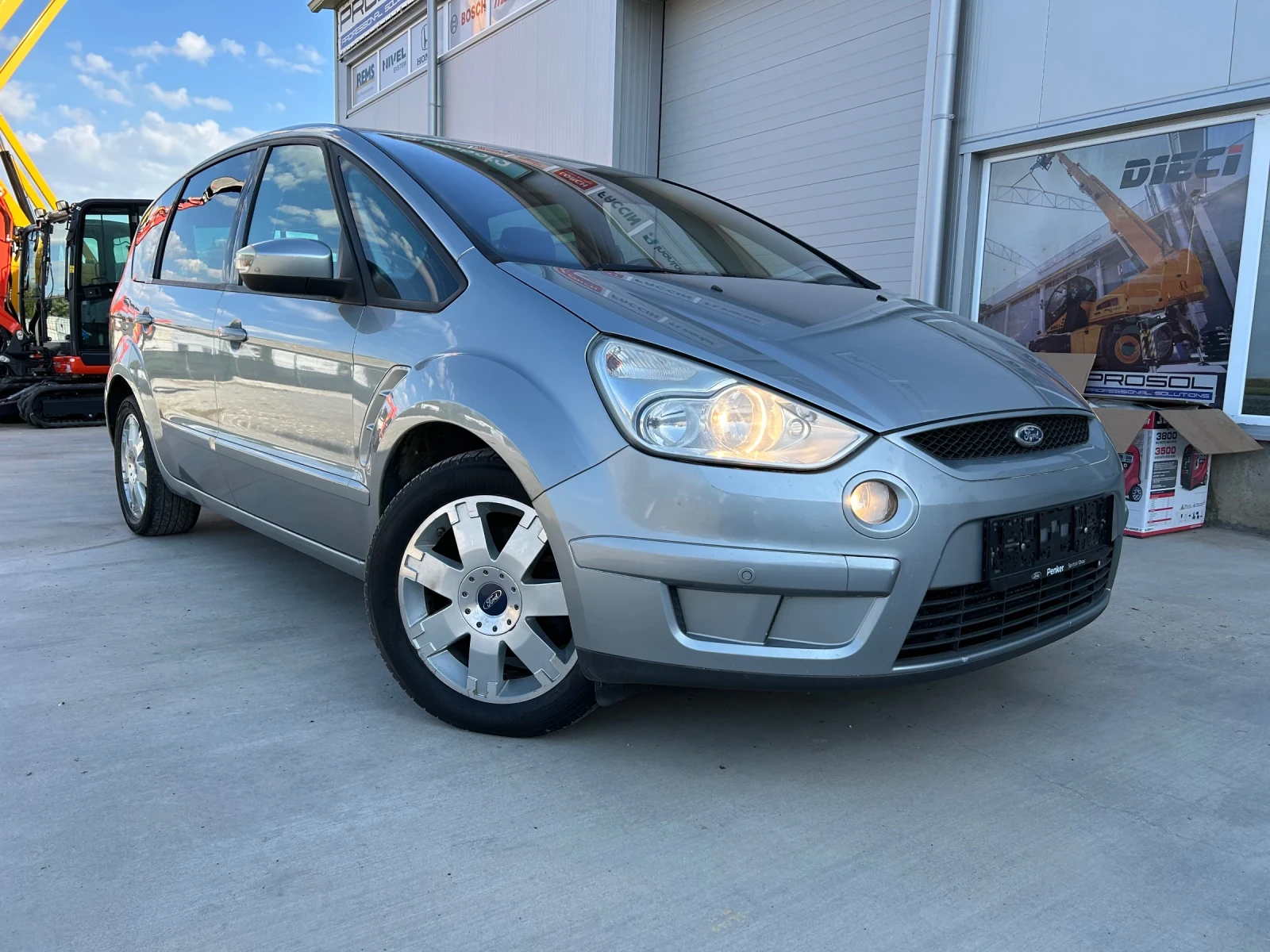Ford S-Max 2.0HDi/140K.C./6 СКОРОСТИ, снимка 1