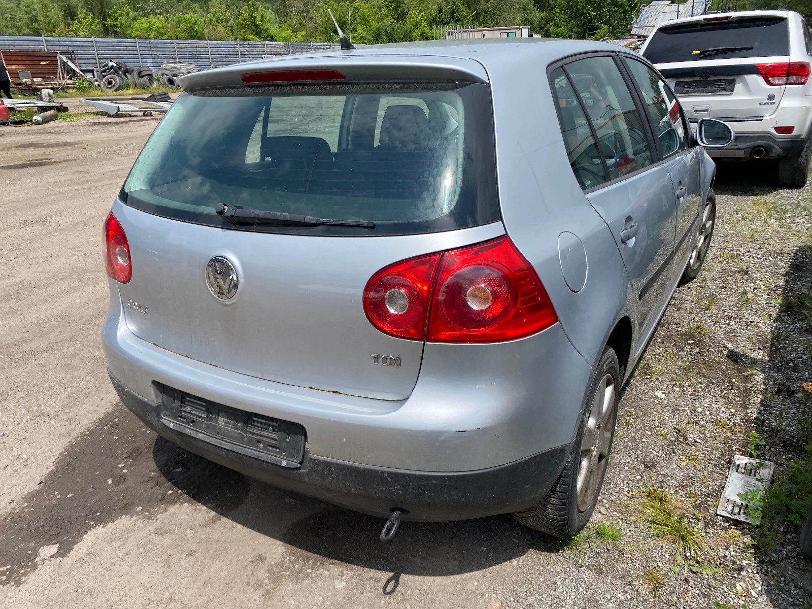 VW Golf 1.9 105 кс 6 скорости - изображение 4