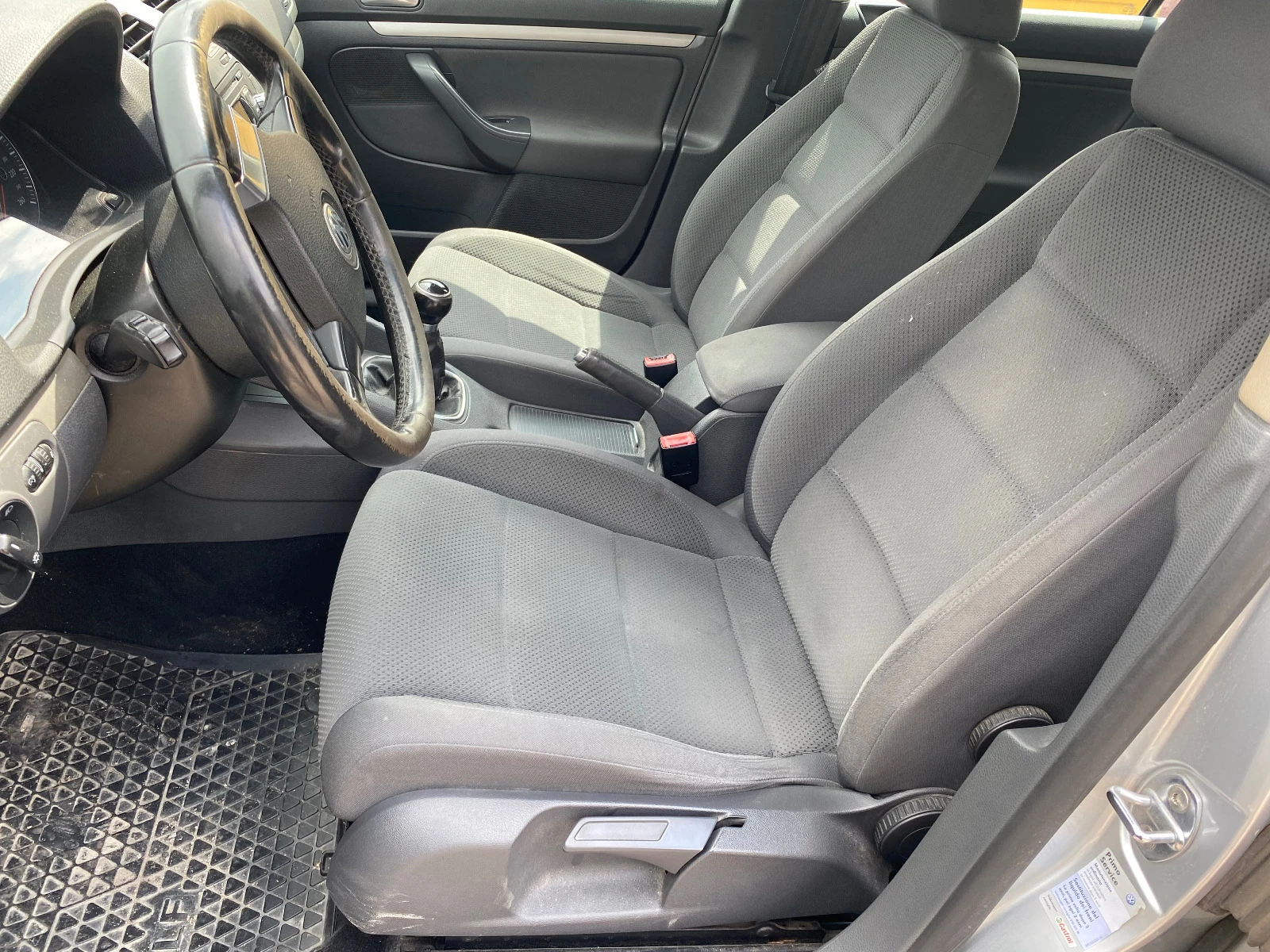 VW Golf 1.9 105  6  | Mobile.bg   12