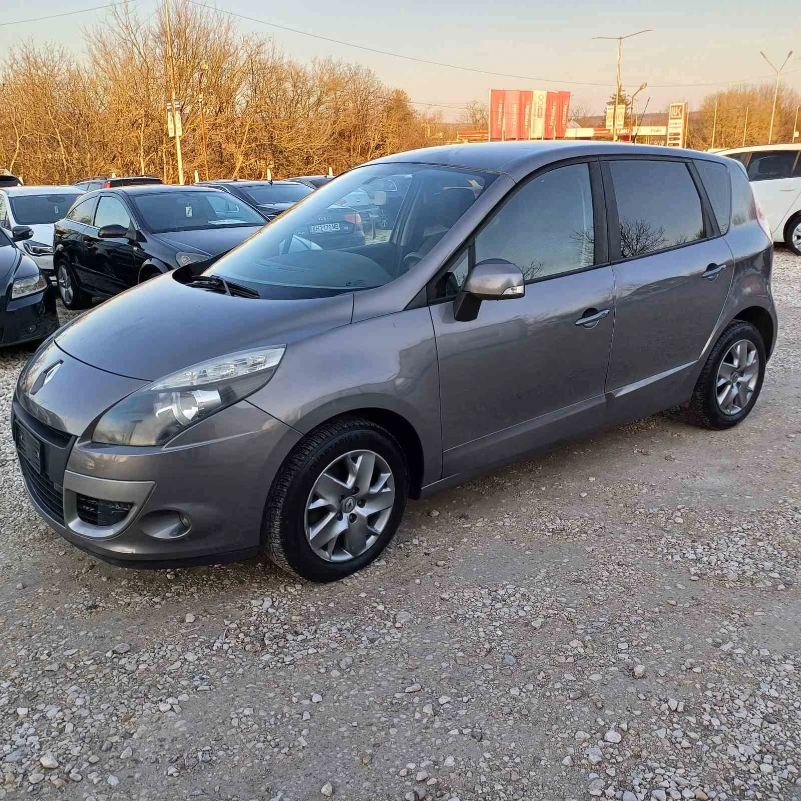 Renault Scenic 1.5dci * 110k.c* Navi* UNIKAT*  - изображение 2