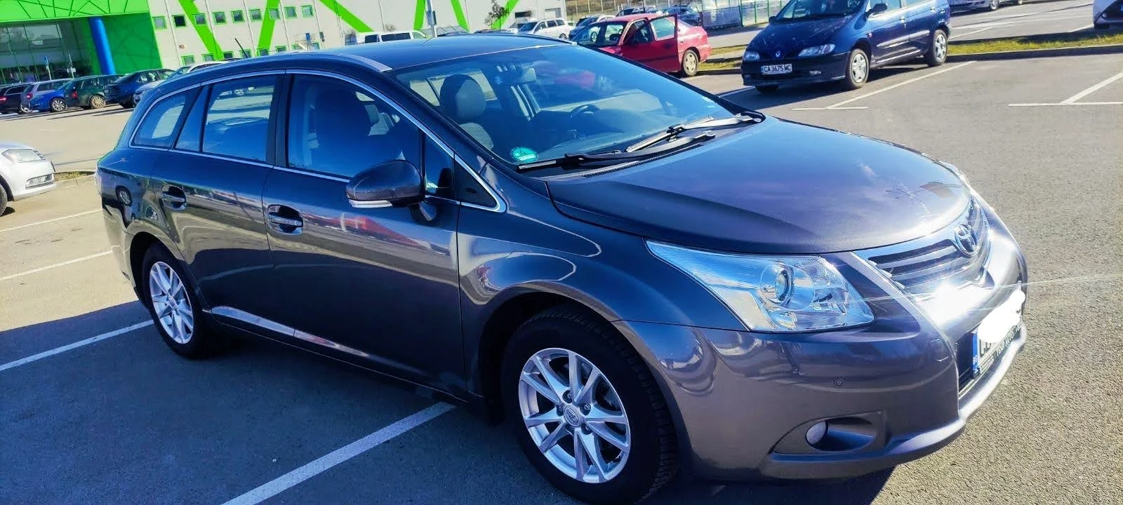 Toyota Avensis  - изображение 2