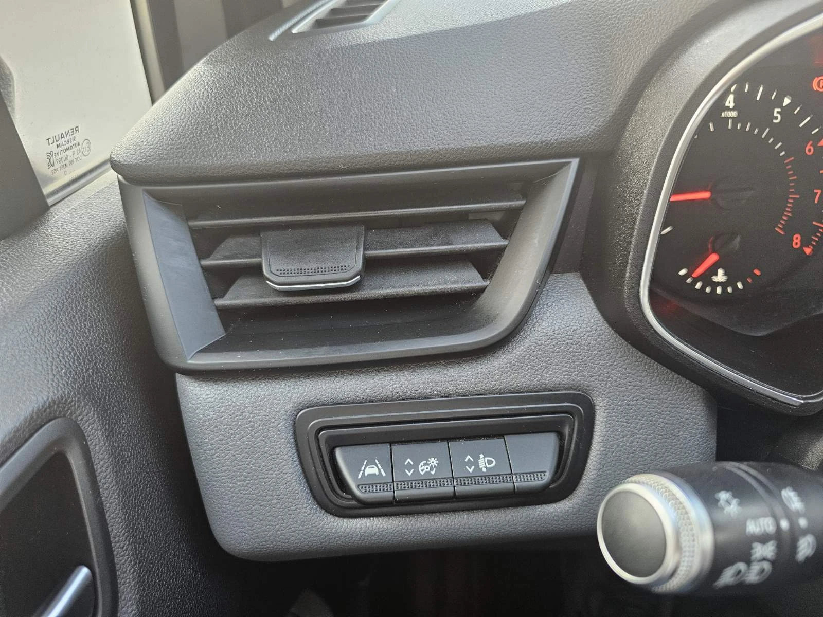 Renault Clio 1.0 TCe 75 | Mobile.bg   11