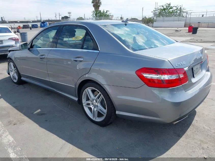 Mercedes-Benz E 500 2012 MERCEDES-BENZ E 550 4MATIC - изображение 7