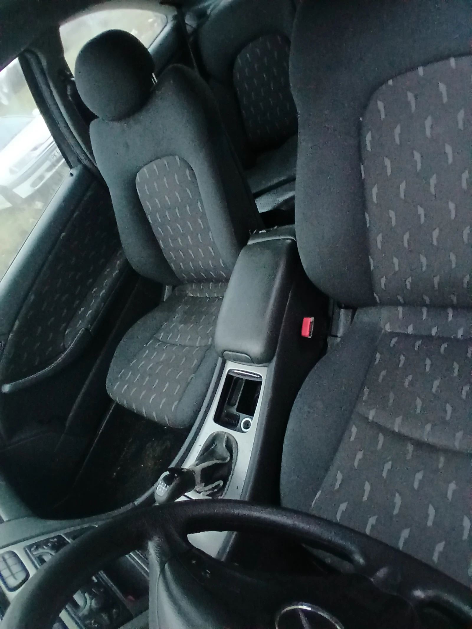 Mercedes-Benz C 200  - изображение 5