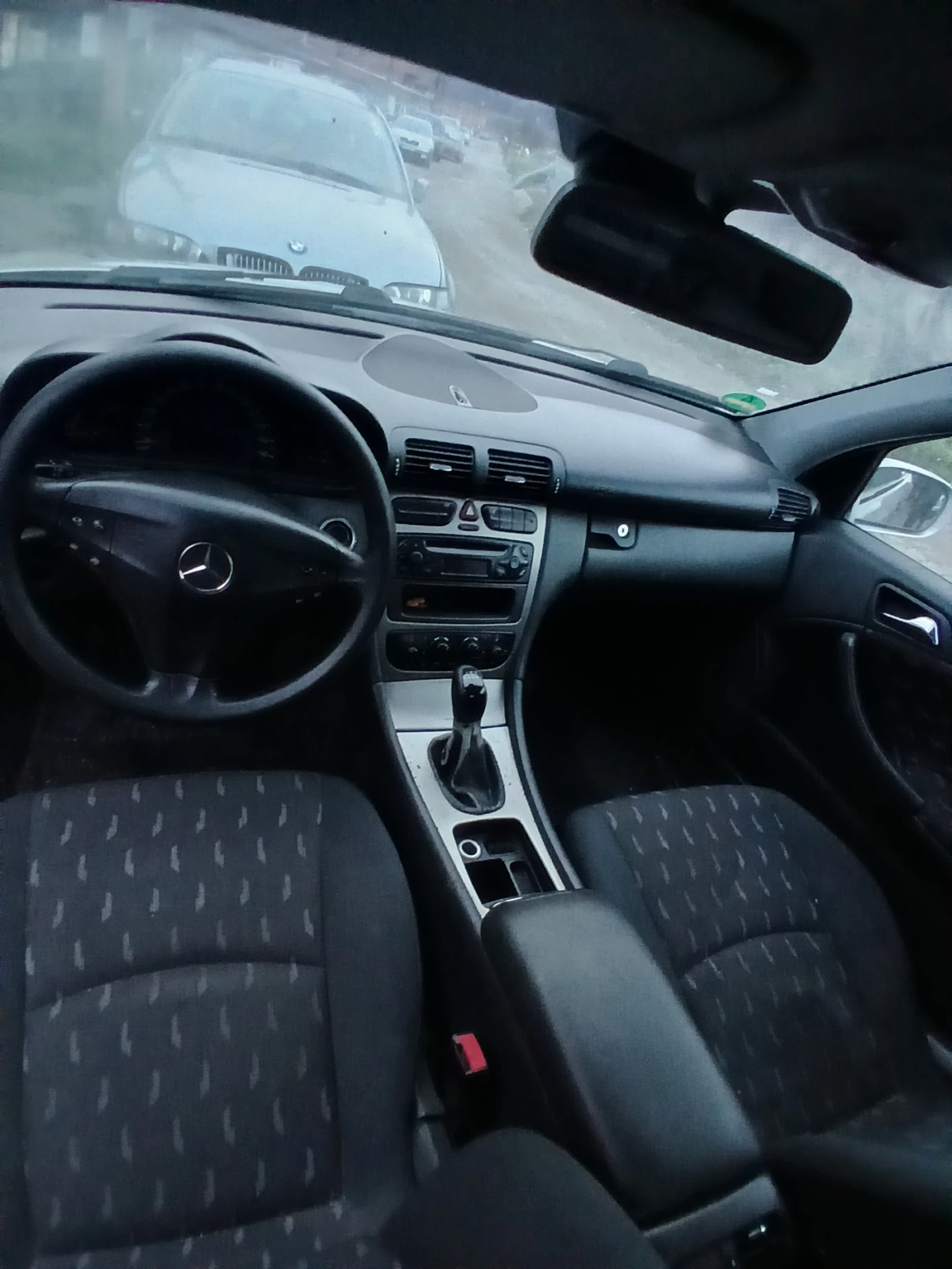 Mercedes-Benz C 200  - изображение 2