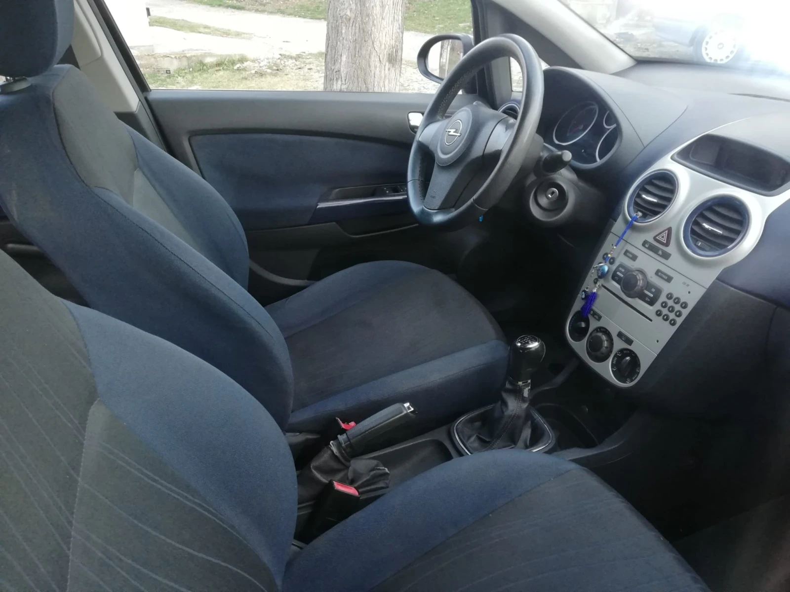 Opel Corsa  - изображение 7