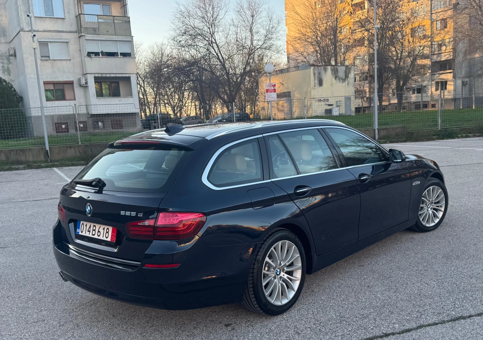 BMW 525 xDrive Facelift luxury  | Mobile.bg   4