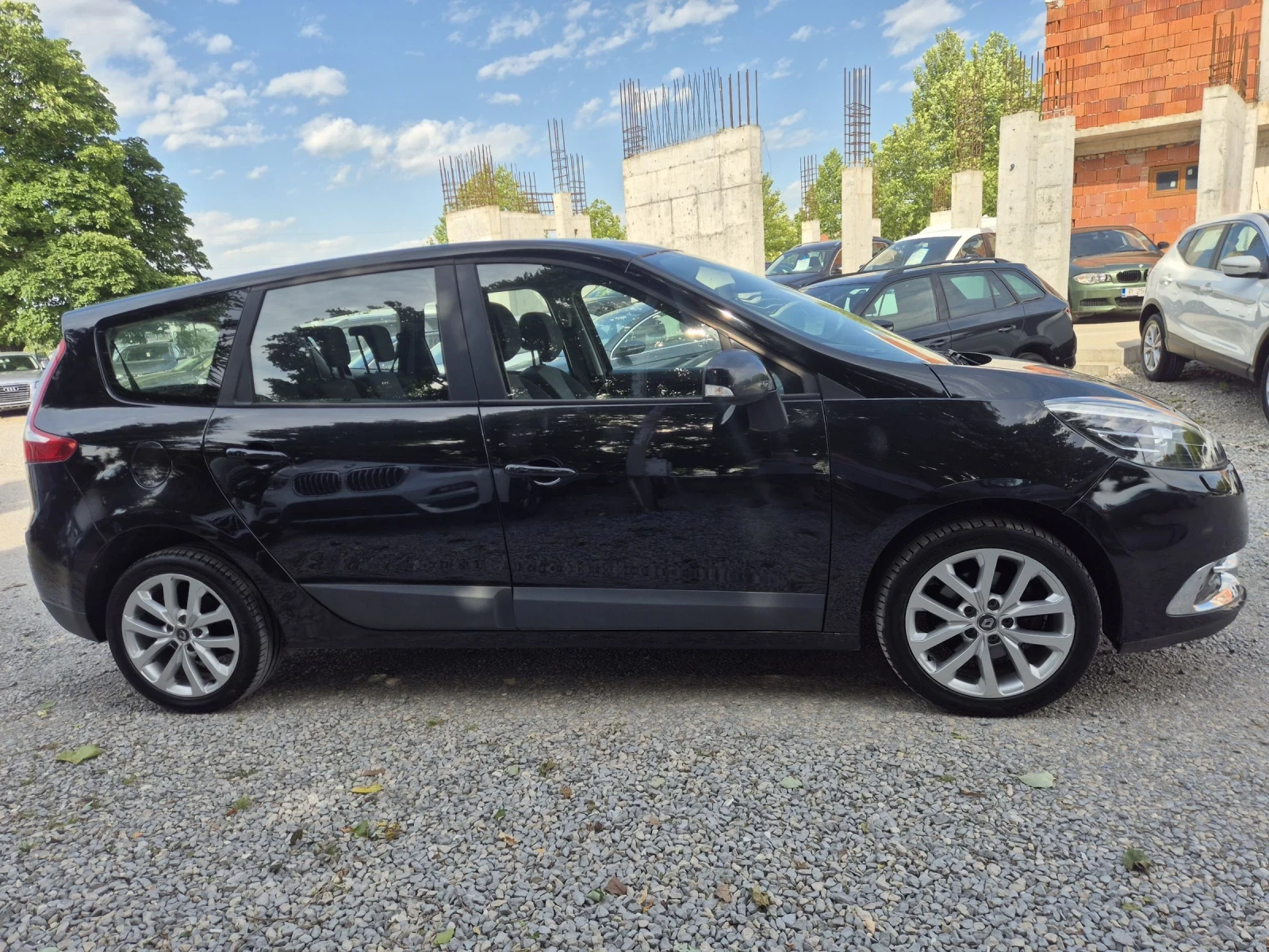 Renault Scenic 1.5dci+ 7местен, снимка 5 - Автомобили и джипове - 53298715
