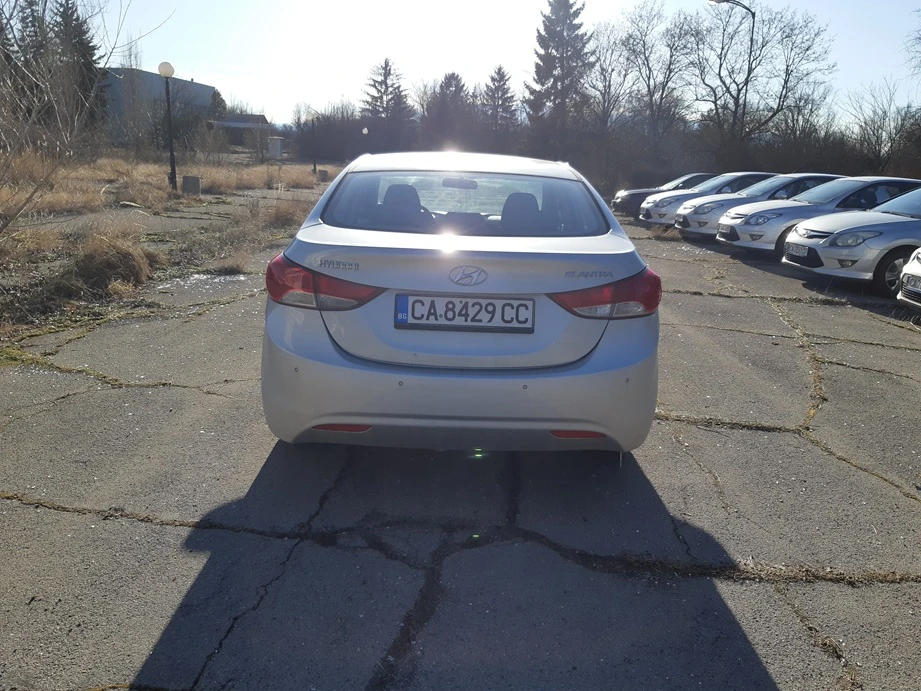 Hyundai Elantra | Mobile.bg � ����������� 2