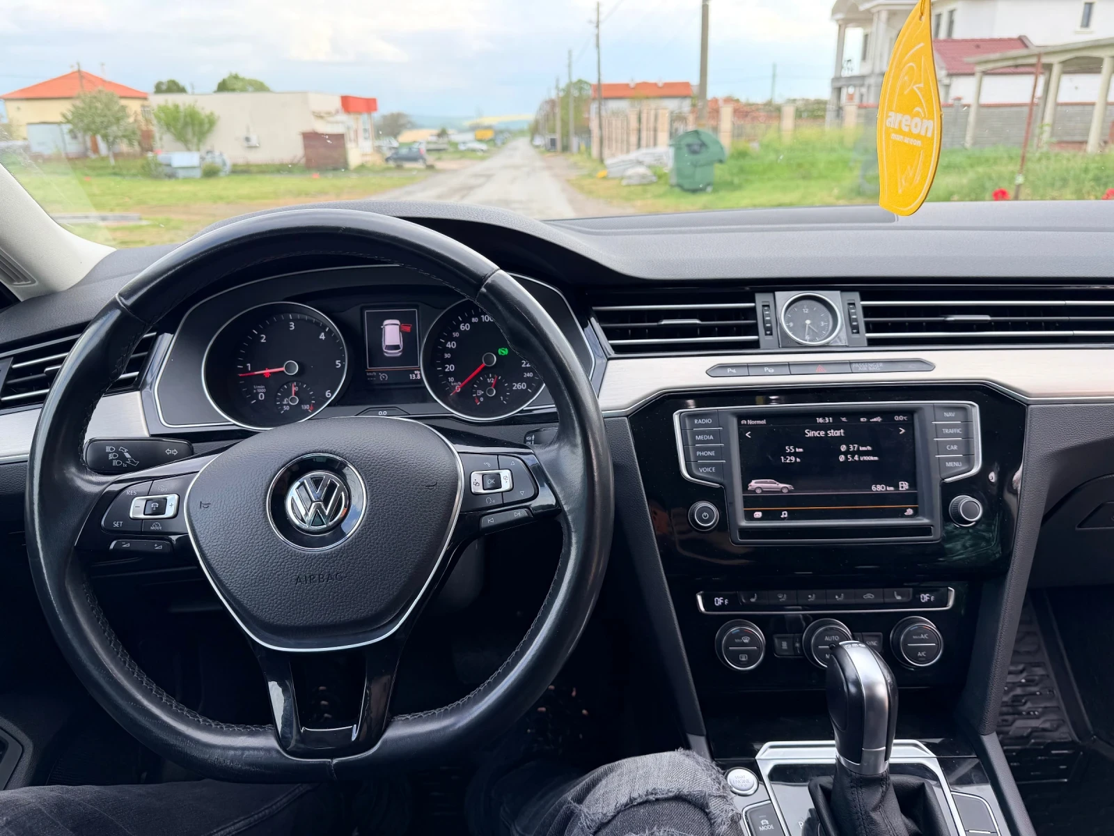 VW Passat, снимка 15 - Автомобили и джипове - 54382168
