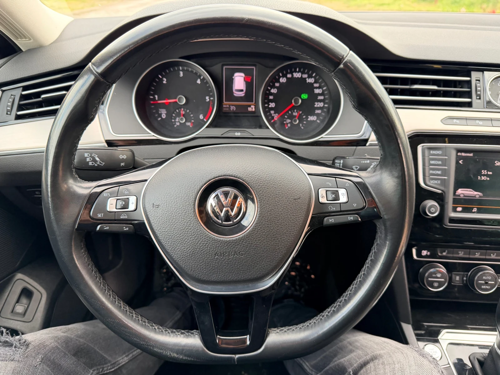 VW Passat, снимка 16 - Автомобили и джипове - 54382168
