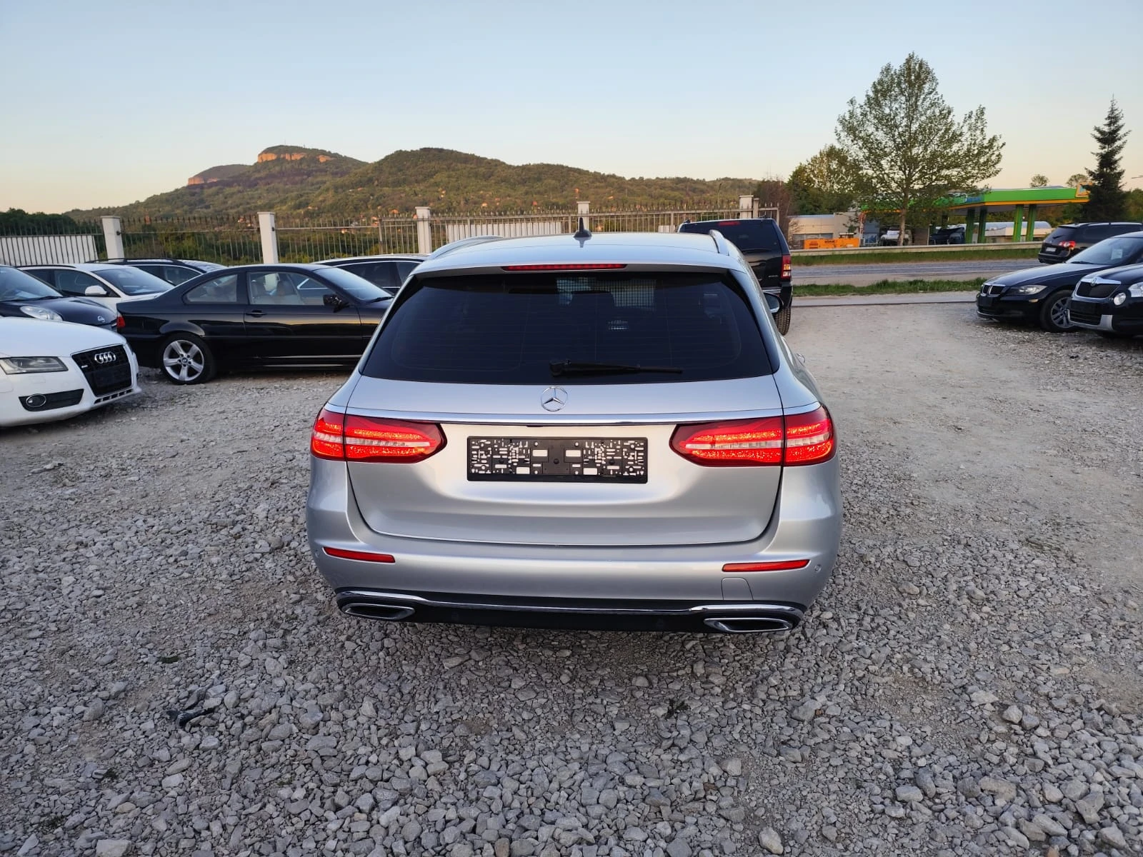 Mercedes-Benz E 220 E 220 Германия, снимка 6 - Автомобили и джипове - 54484370