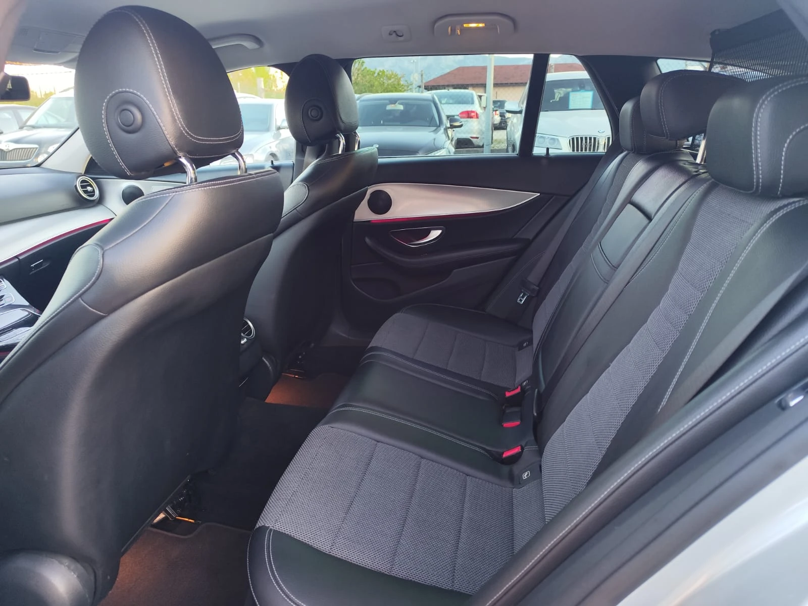 Mercedes-Benz E 220 E 220 Германия, снимка 15 - Автомобили и джипове - 54484370