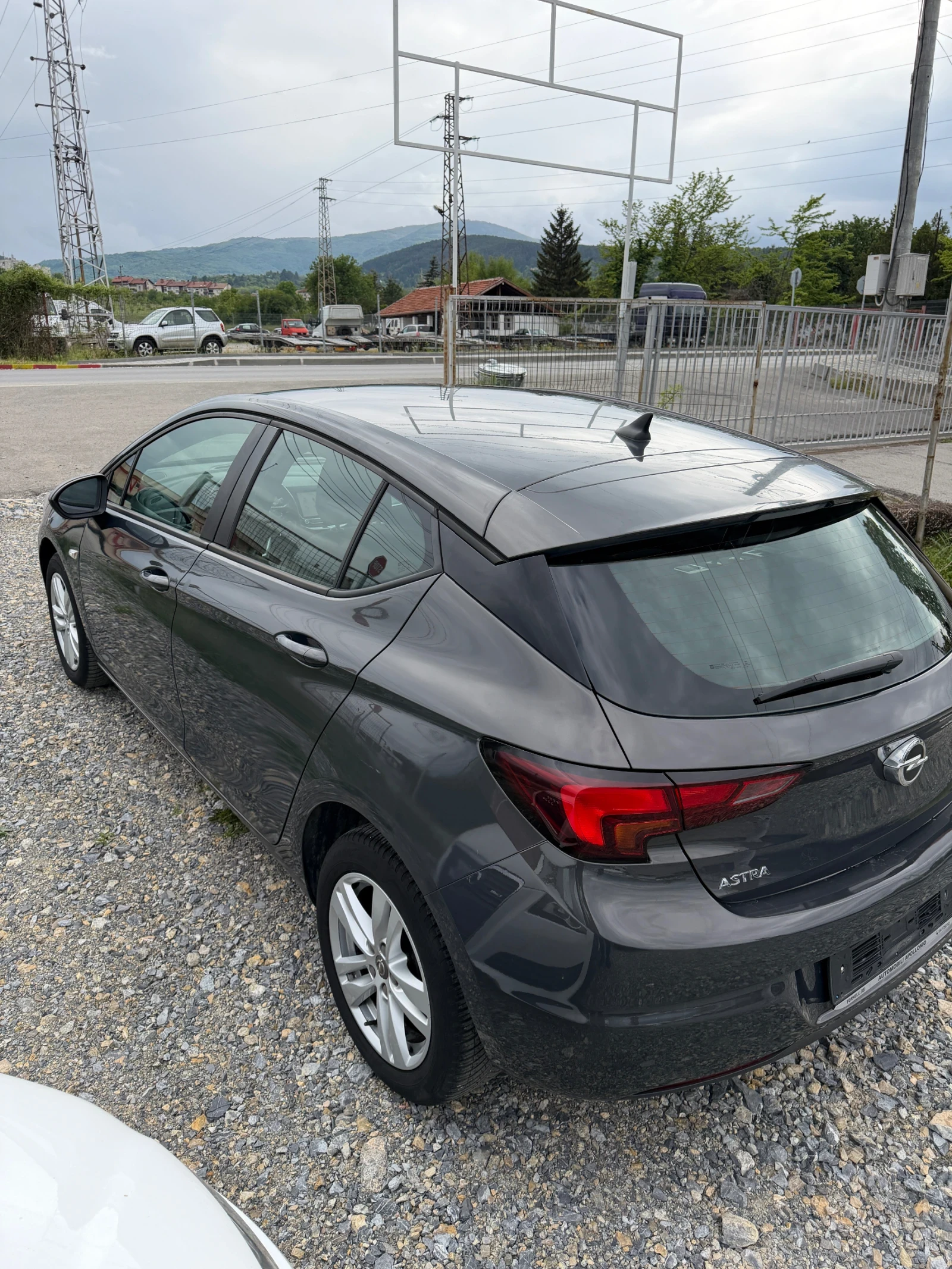 Opel Astra 1.6d, снимка 5 - Автомобили и джипове - 54488730