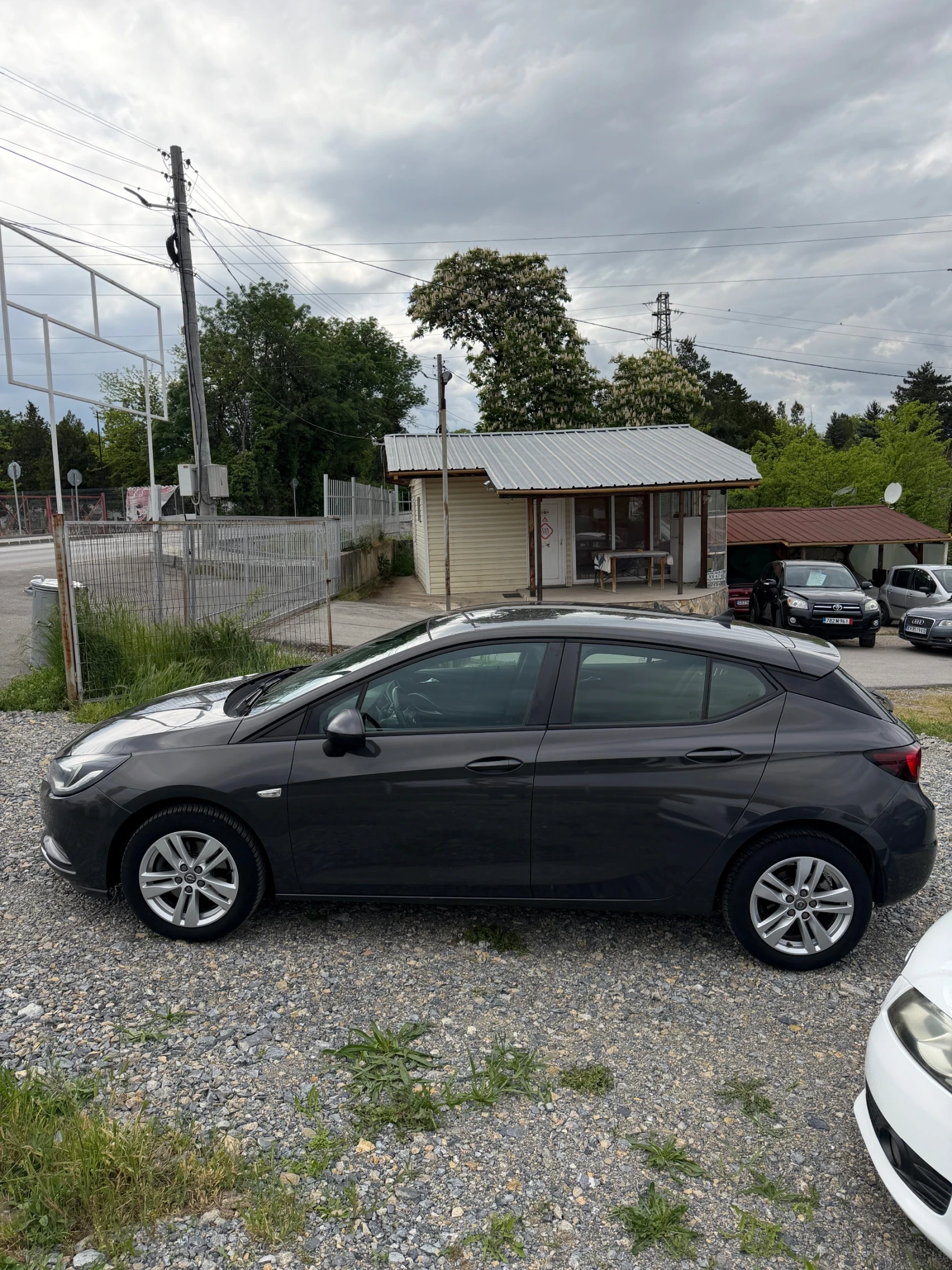 Opel Astra 1.6d, снимка 6 - Автомобили и джипове - 54488730