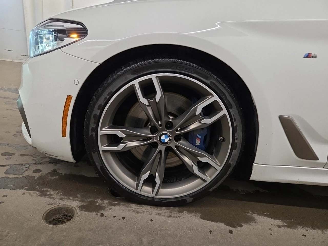 BMW 550 M-PACK* HEAD-UP* ОБДУХВАНЕ* HARMAN* PANO, снимка 7 - Автомобили и джипове - 54526402