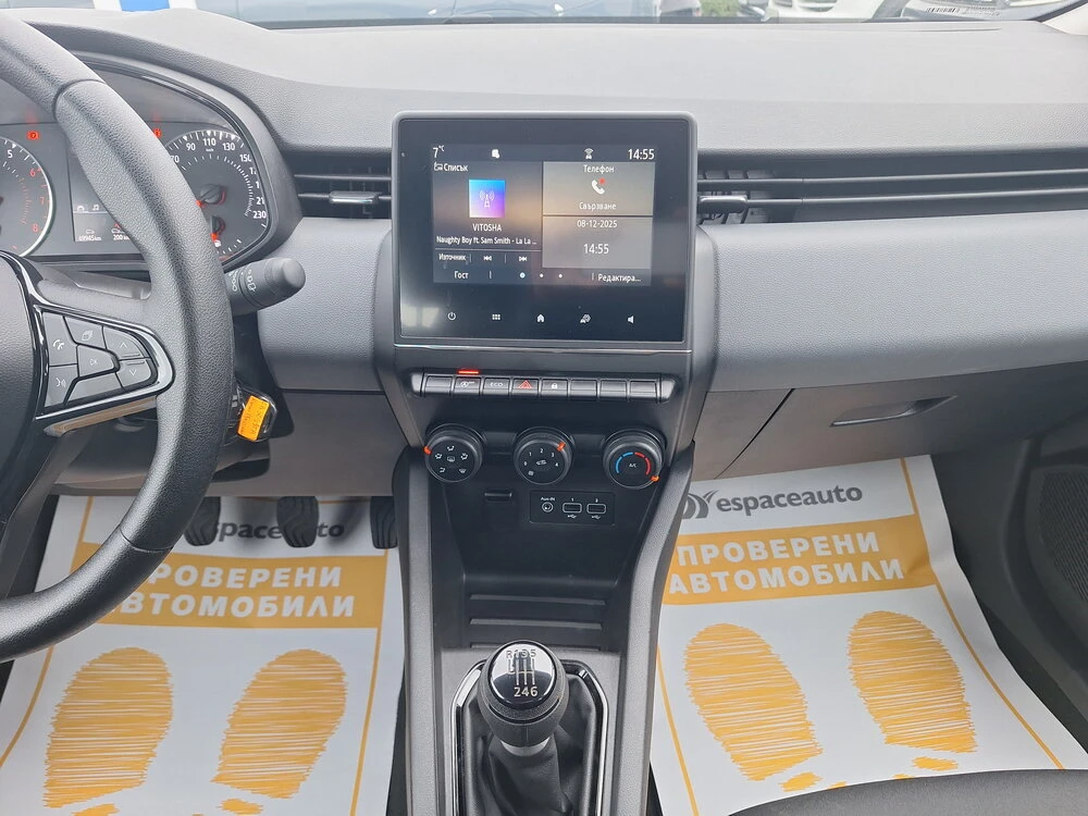 Renault Clio TCe 91к.с., снимка 10 - Автомобили и джипове - 54643419