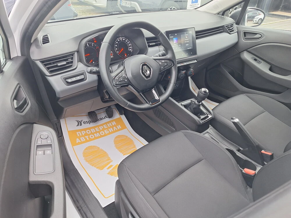Renault Clio TCe 91к.с., снимка 11 - Автомобили и джипове - 54643419