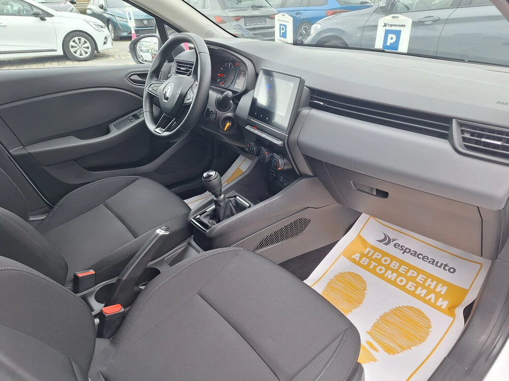Renault Clio TCe 91к.с., снимка 12 - Автомобили и джипове - 54643419
