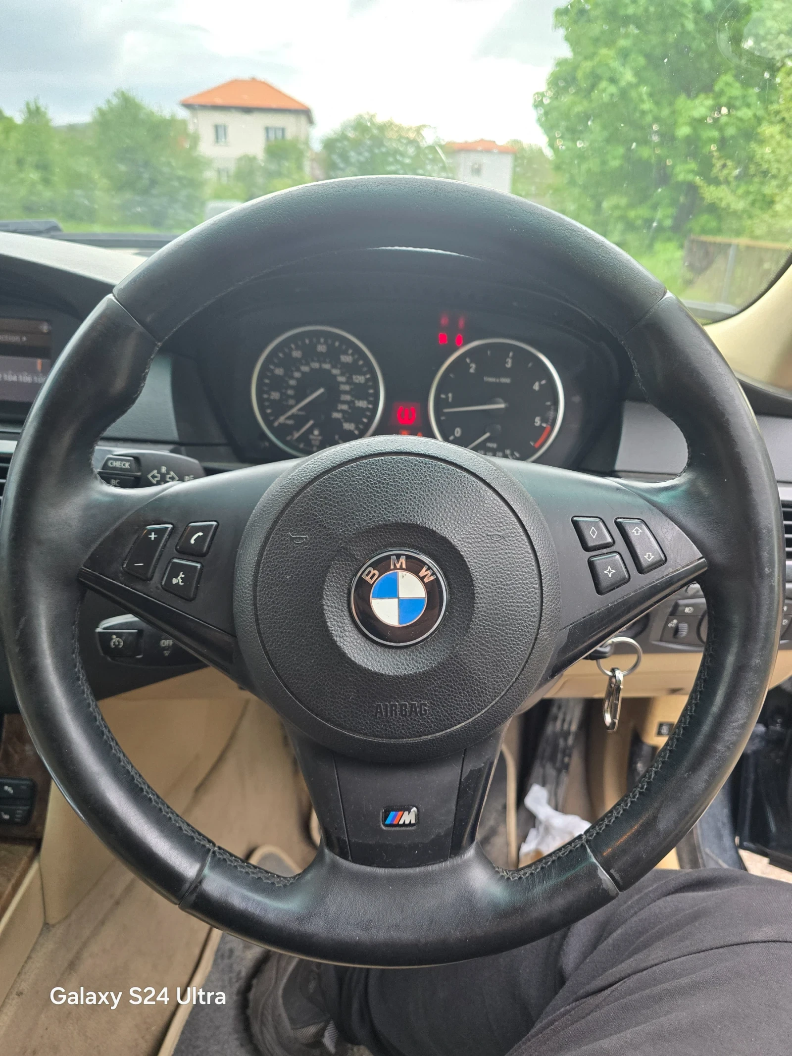 BMW 525 525д 197коня на части, снимка 8 - Автомобили и джипове - 54733911