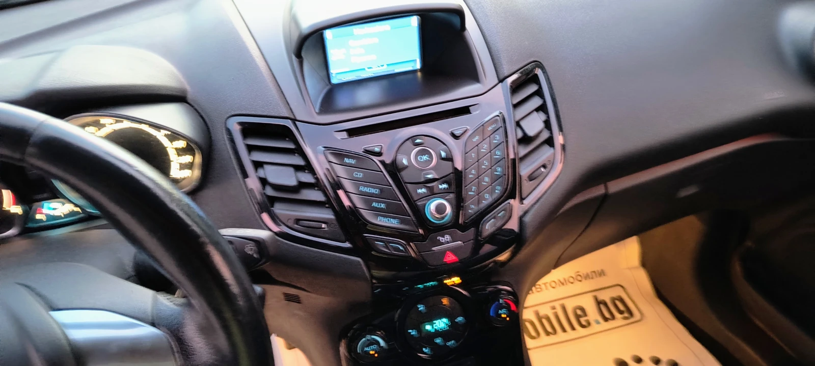 Ford Fiesta 1.5 diesel, снимка 12 - Автомобили и джипове - 54891938