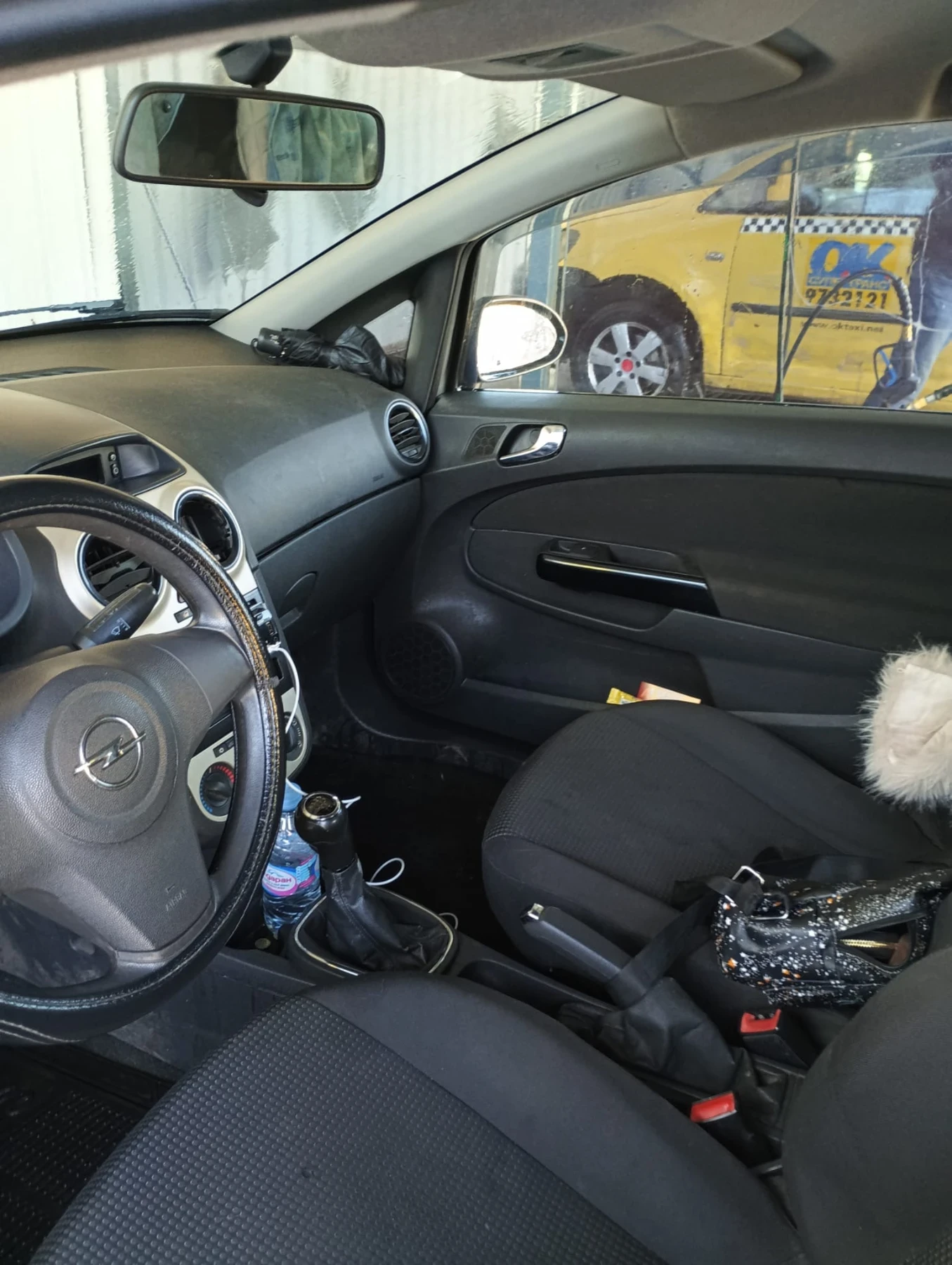 Opel Corsa, снимка 11 - Автомобили и джипове - 55525739
