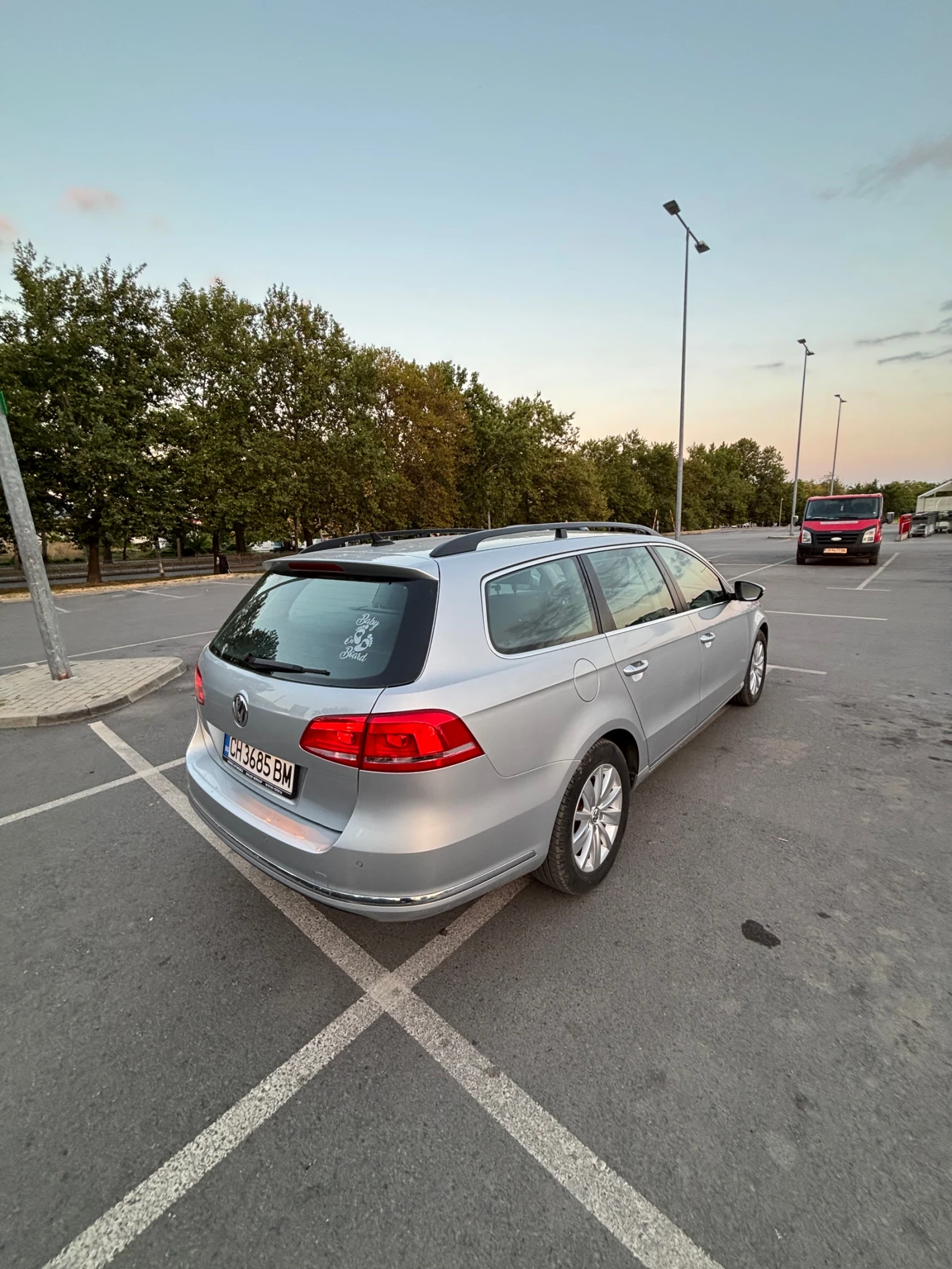 VW Passat 2.0 TDI, снимка 16 - Автомобили и джипове - 55618861