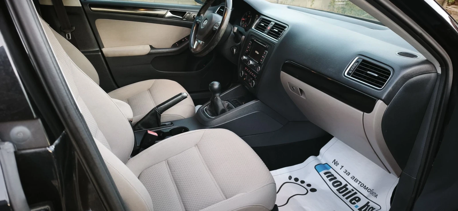 VW Jetta 1.6tdi Comfortline, снимка 12 - Автомобили и джипове - 56246755