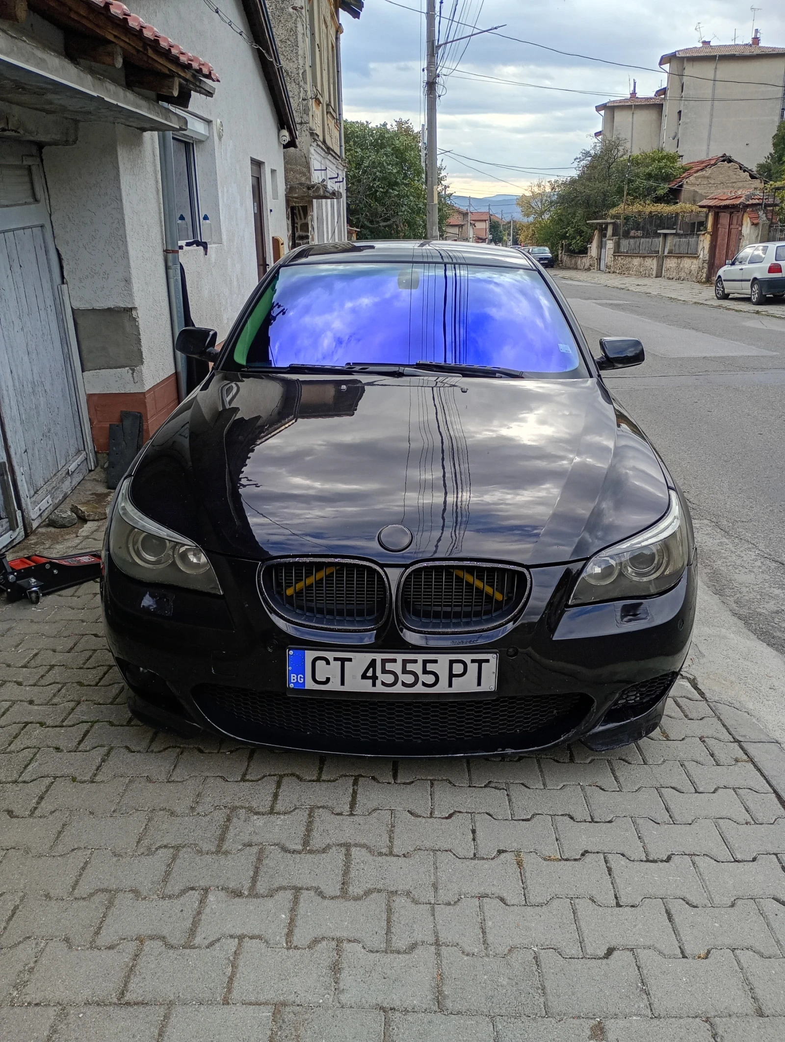 BMW 520