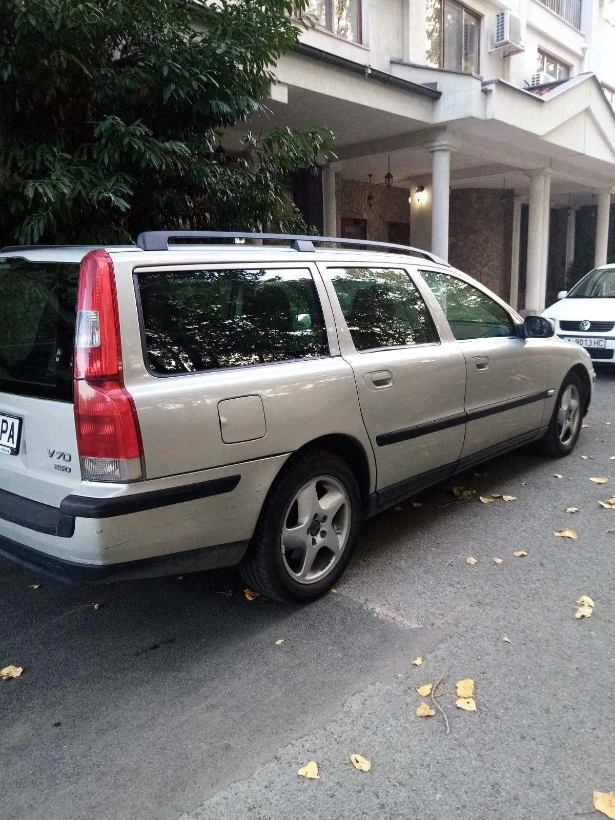 Volvo V70 D5, снимка 3 - Автомобили и джипове - 56610742
