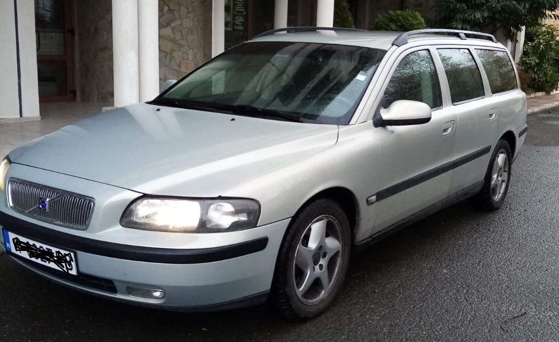 Volvo V70 D5