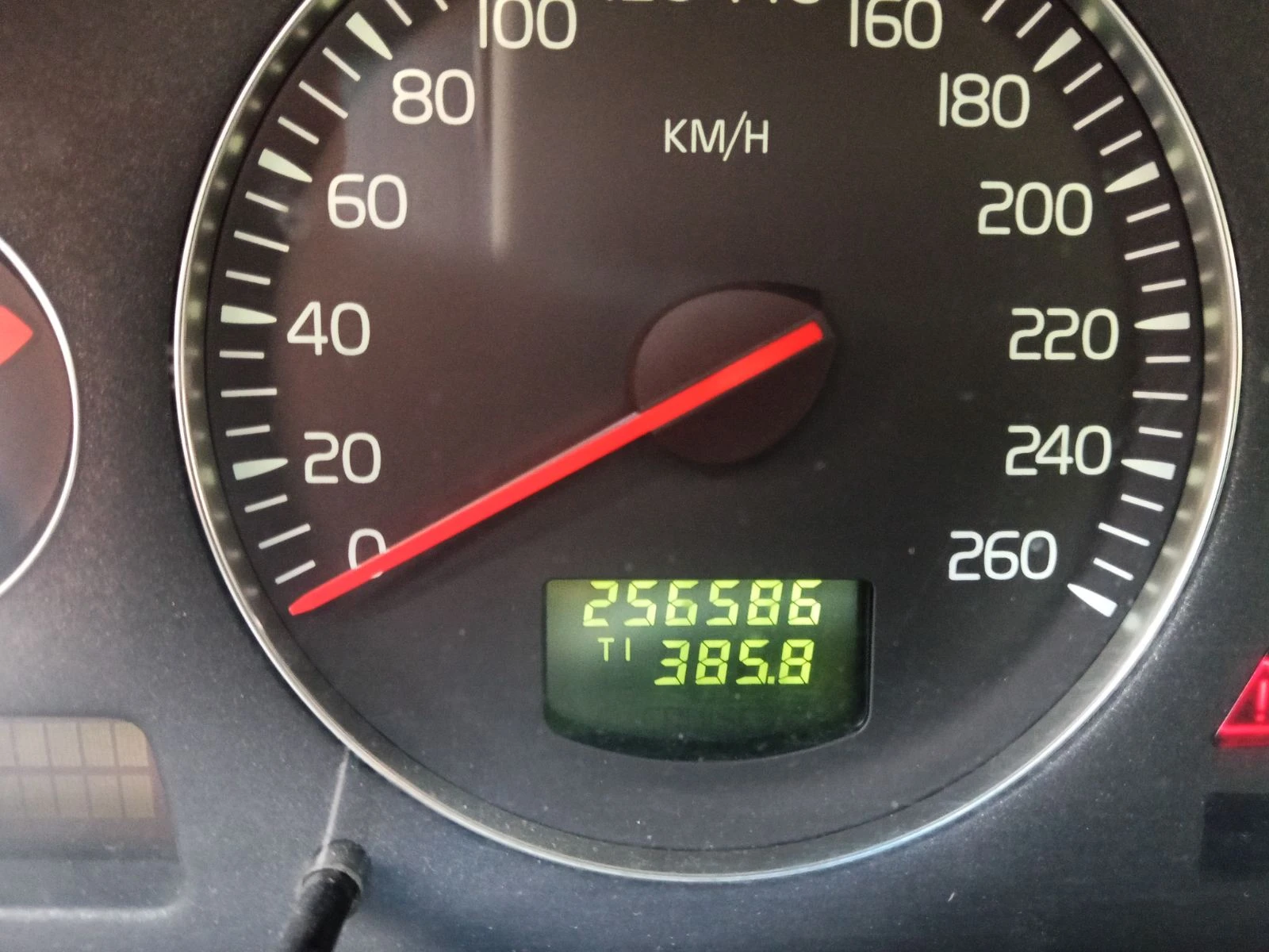 Volvo V70 D5, снимка 6 - Автомобили и джипове - 56610742