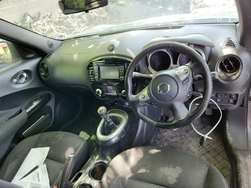 Nissan Juke 1.2T, снимка 9 - Автомобили и джипове - 39858199