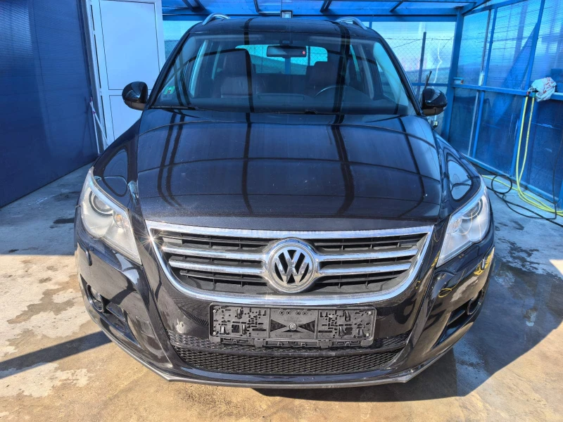 VW Tiguan 2.0 i 4x4 TSI, снимка 1 - Автомобили и джипове - 49100970