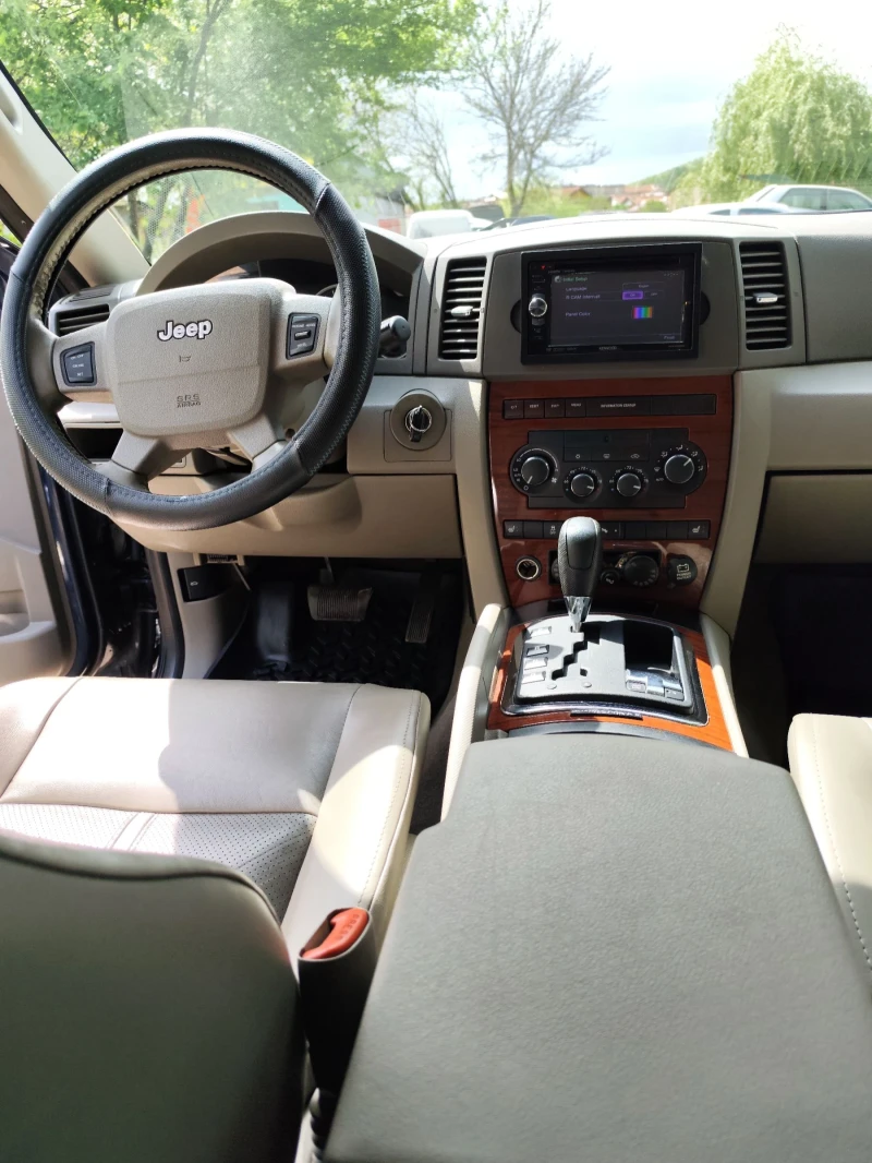 Jeep Grand cherokee 5.7 HEMI V8, снимка 8 - Автомобили и джипове - 52634380