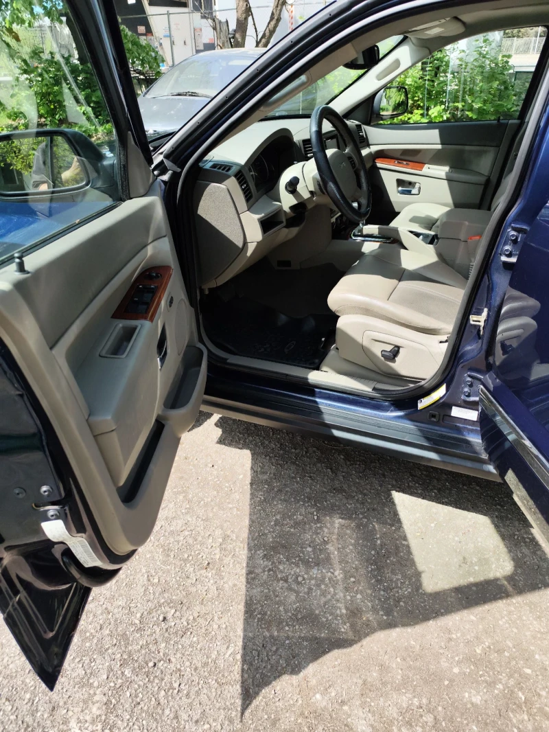Jeep Grand cherokee 5.7 HEMI V8, снимка 7 - Автомобили и джипове - 52634380