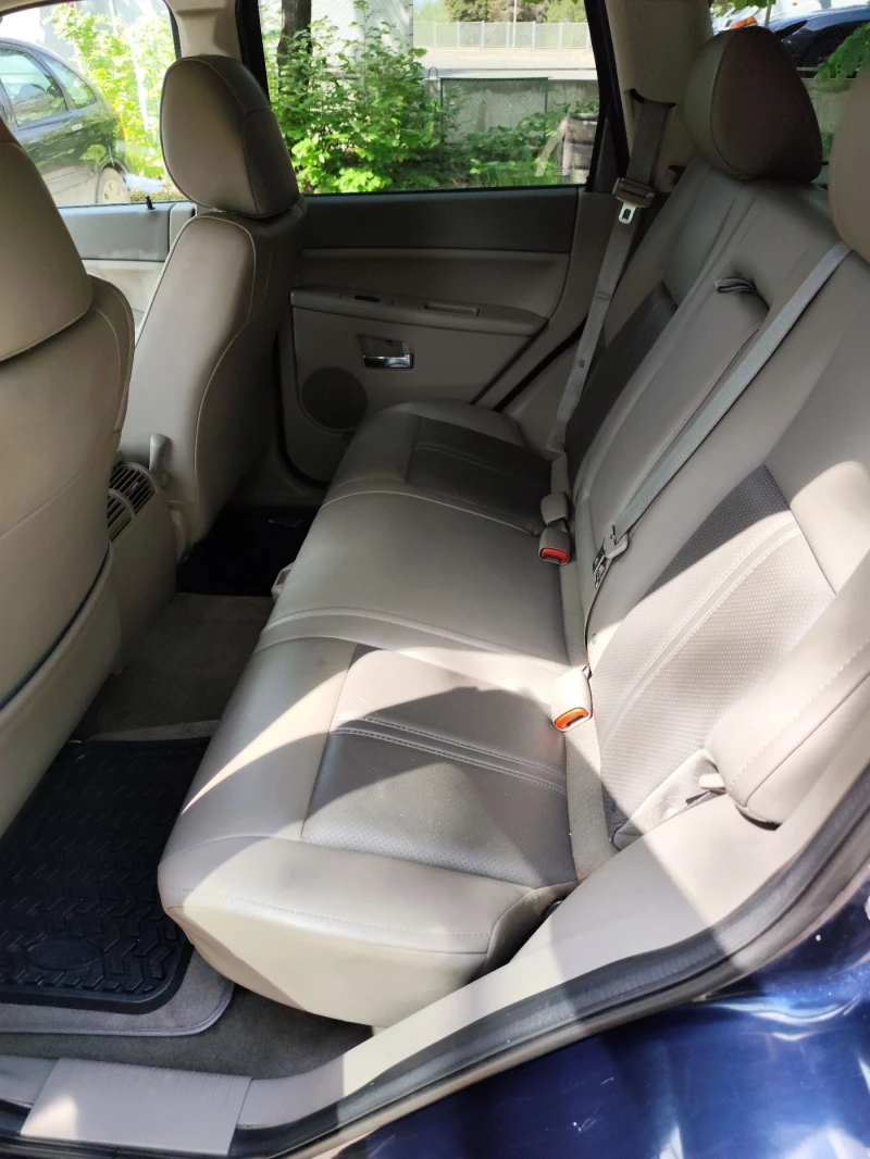 Jeep Grand cherokee 5.7 HEMI V8, снимка 9 - Автомобили и джипове - 52634380