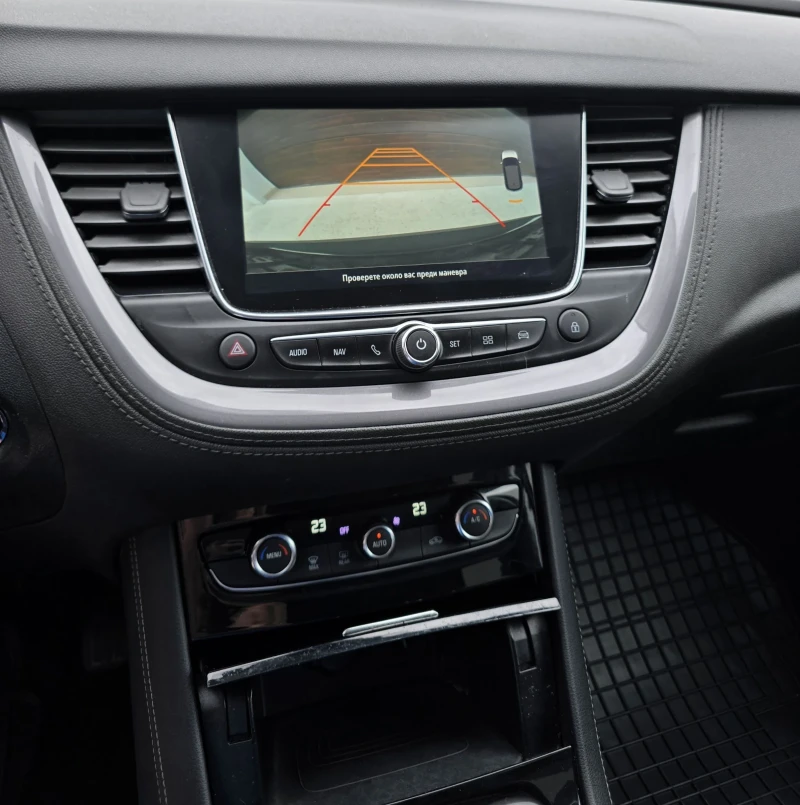 Opel Grandland X, снимка 15 - Автомобили и джипове - 52361318