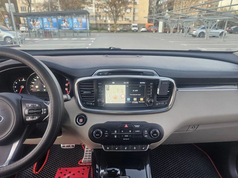 Kia Sorento, снимка 14 - Автомобили и джипове - 52403995
