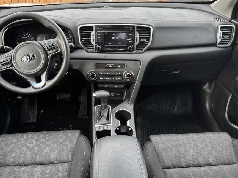 Kia Sportage * LX * CARFAX * ЦЕНА ДО БГ, снимка 8 - Автомобили и джипове - 52908106