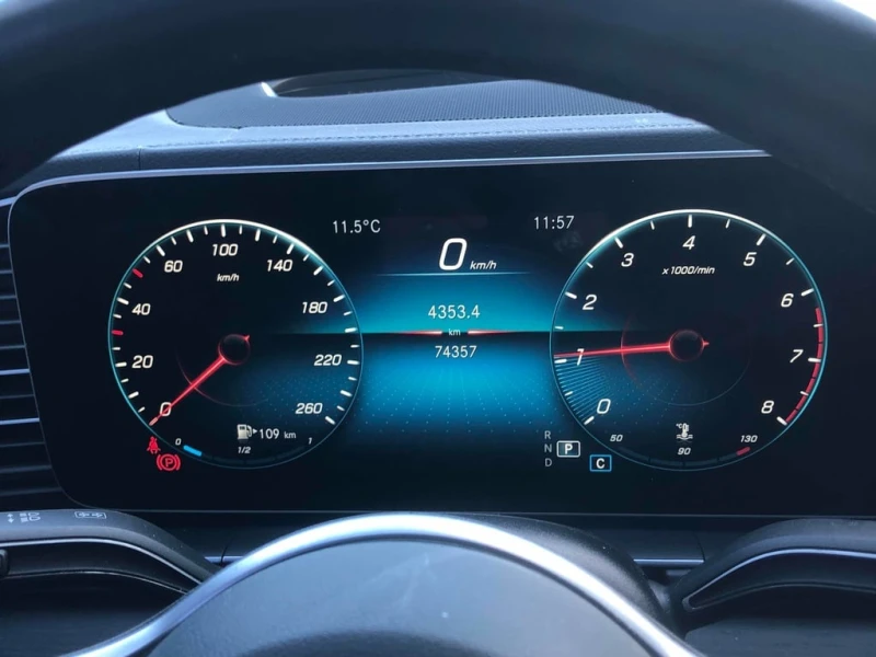 Mercedes-Benz GLE * 350 * CARFAX * БЕЗ ПЪРВОНАЧАЛНА ВНОСКА, снимка 8 - Автомобили и джипове - 52998515