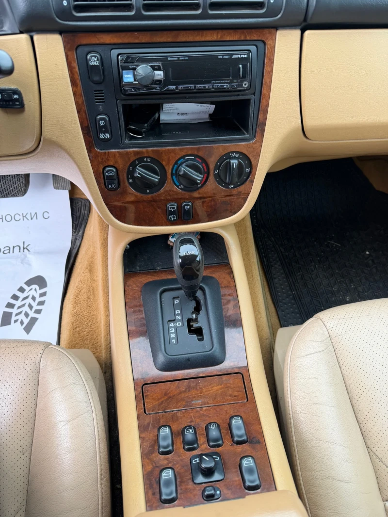 Mercedes-Benz ML 320 3.2I * LPG/ BRC * ОБСЛУЖЕН * РЕГИСТРИРАН * , снимка 12 - Автомобили и джипове - 53412016