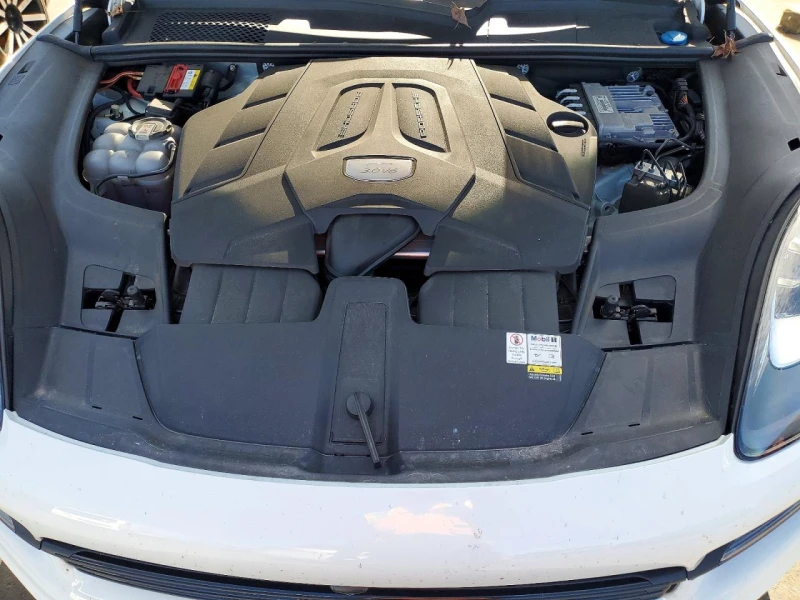 Porsche Cayenne 3.0l, снимка 12 - Автомобили и джипове - 53483508