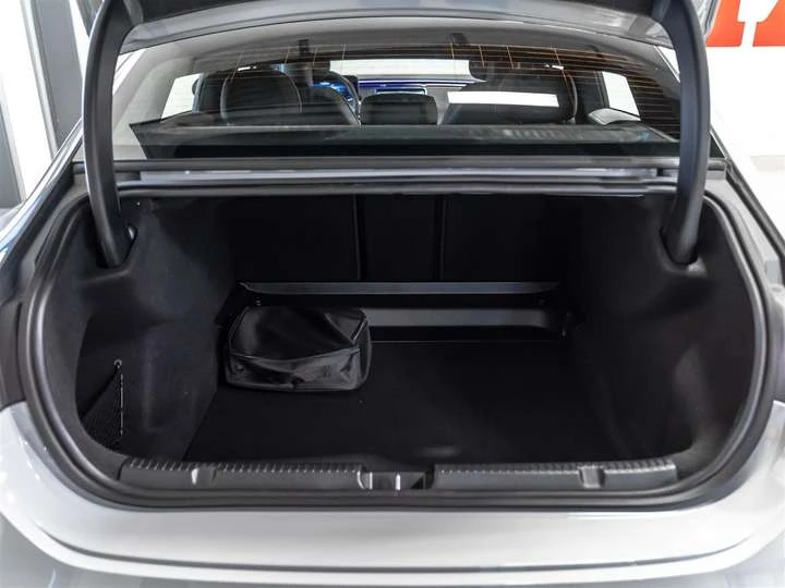 Mercedes-Benz EQE, снимка 17 - Автомобили и джипове - 53986500