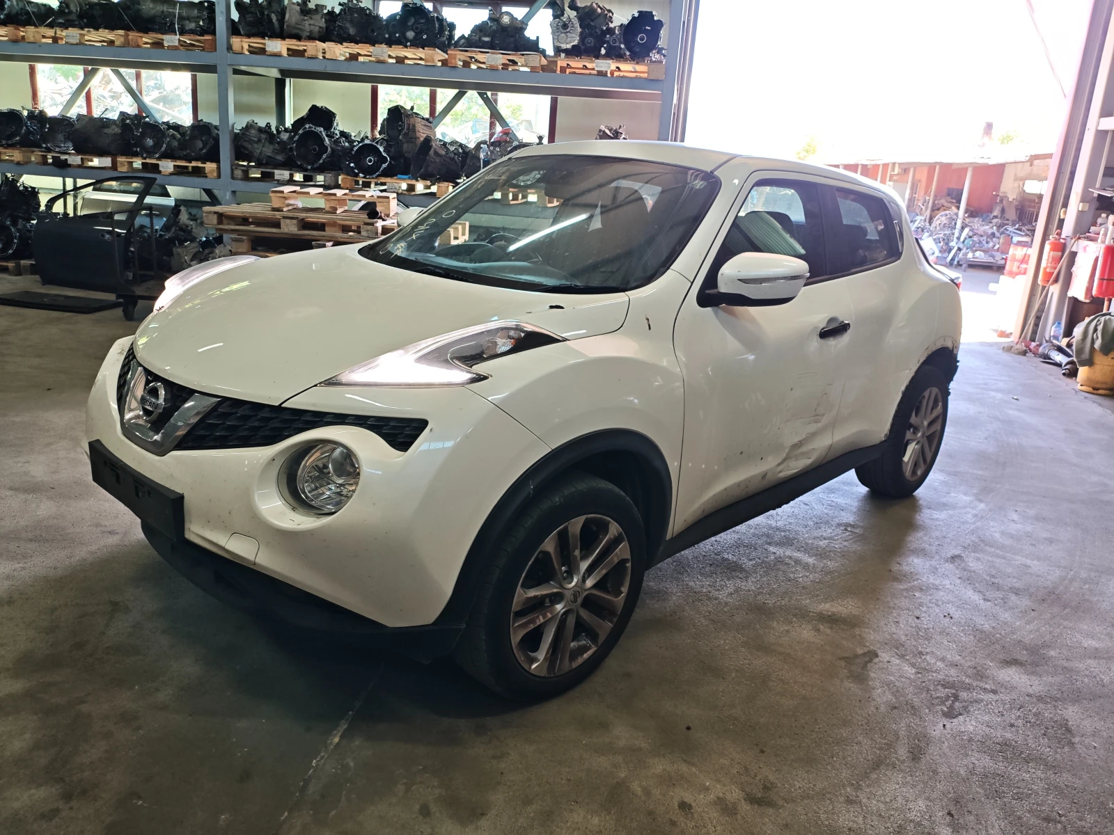 Nissan Juke 1.2T, снимка 2 - Автомобили и джипове - 39858199